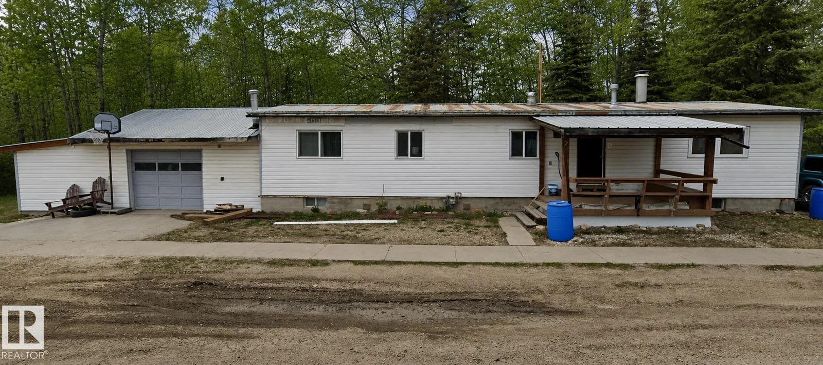 5320 51 ST, Breton - 4 bedroom Detached Single Family for sale