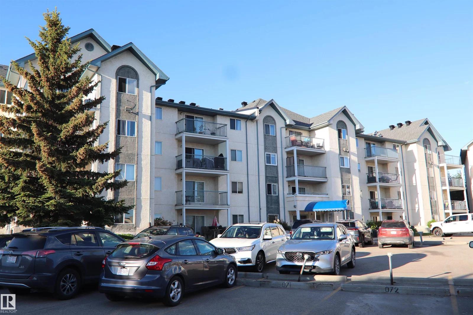 #421 6720 158 AV NW NW, Edmonton - 2 bedroom Apartment for sale