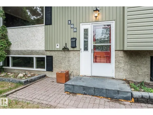 168 CLAREVIEW RD NW, Edmonton - $374,900