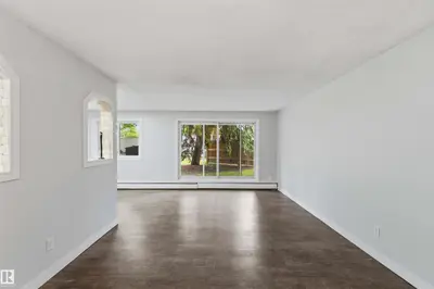 Interior photo 3 of #121 5125 Riverbend RD NW NW