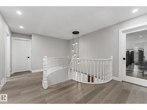 10673 161 AV NW, Edmonton - $839,900