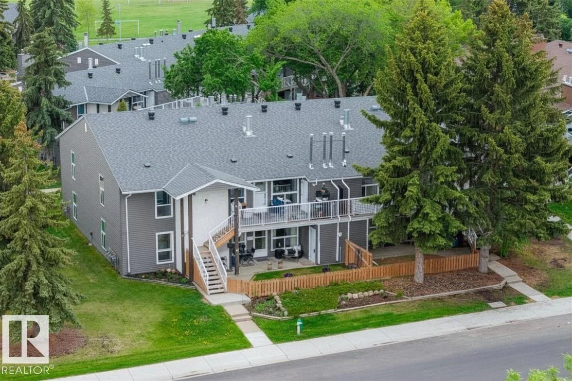 #42 3111 142 AV NW, Edmonton - 3 bedroom Carriage for sale
