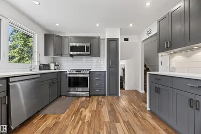 Interior photo 3 of #448 22559 WYE RD
