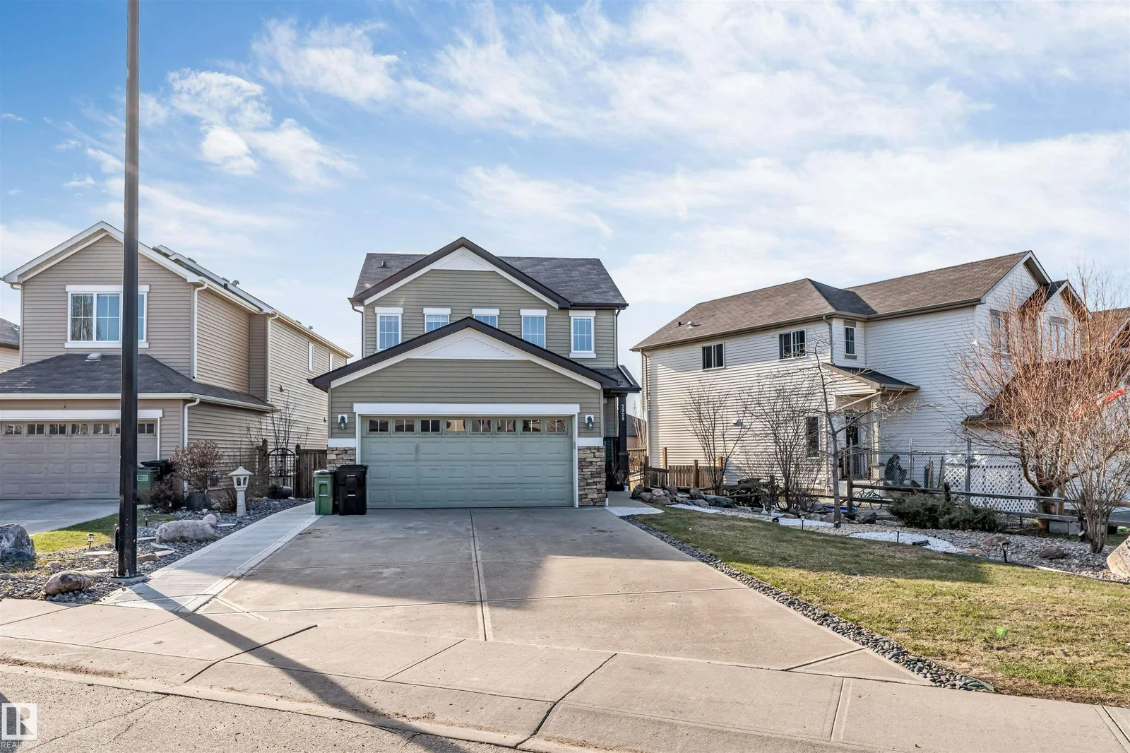 5928 12 AV SW, Edmonton - 1 bedroom Detached Single Family for sale