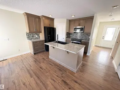 Interior photo 1 of 14005 158A AV NW