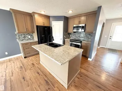 Interior photo 3 of 14005 158A AV NW