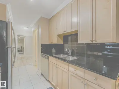 Interior photo 4 of #403 10165 113 ST NW
