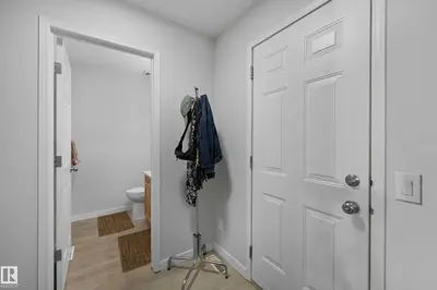Interior photo 4 of 4960 191 ST NW