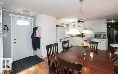 Interior photo 2 of 4816 51 ST
