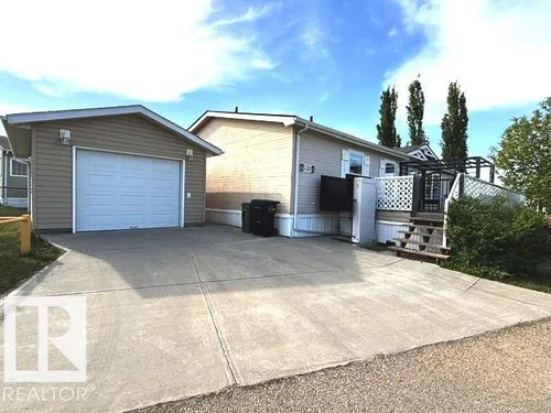 530 Maplewood Crescent NW, Edmonton - $179,900
