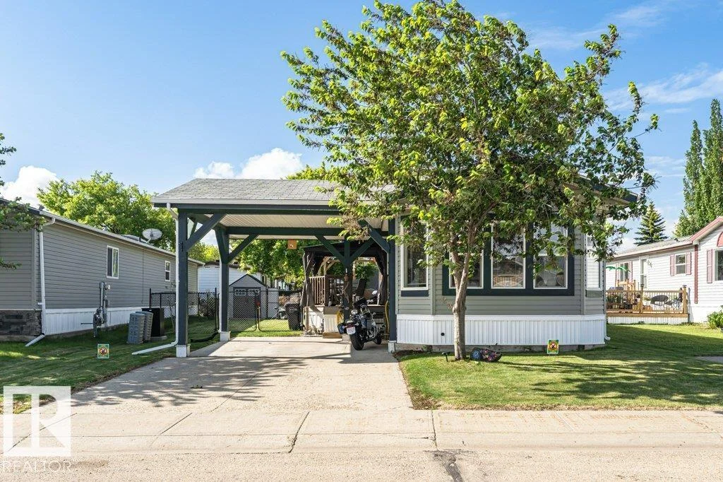 233 Oak Wood Drive NW, Edmonton - 3 bedroom Single Family Residence for sale