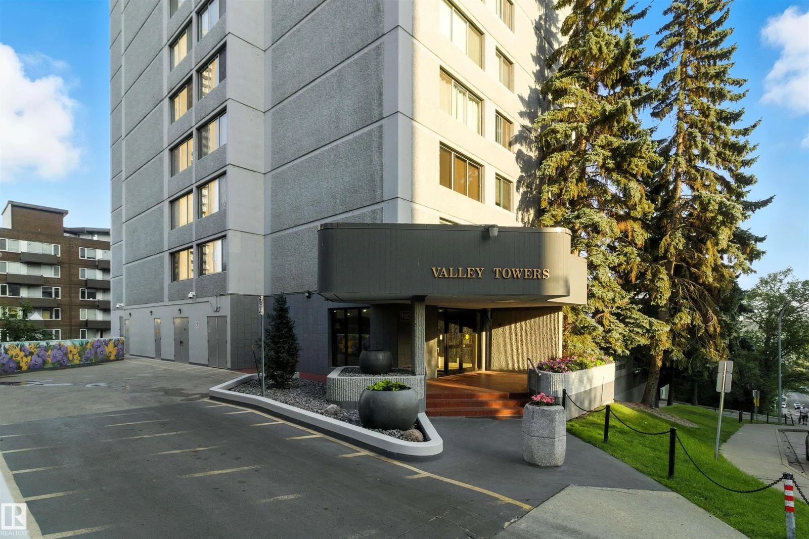 #2202 9923 103 ST NW, Edmonton - 2 bedroom Apartment for sale