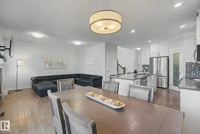 Interior photo 4 of 170 SPRUCE GARDENS CR