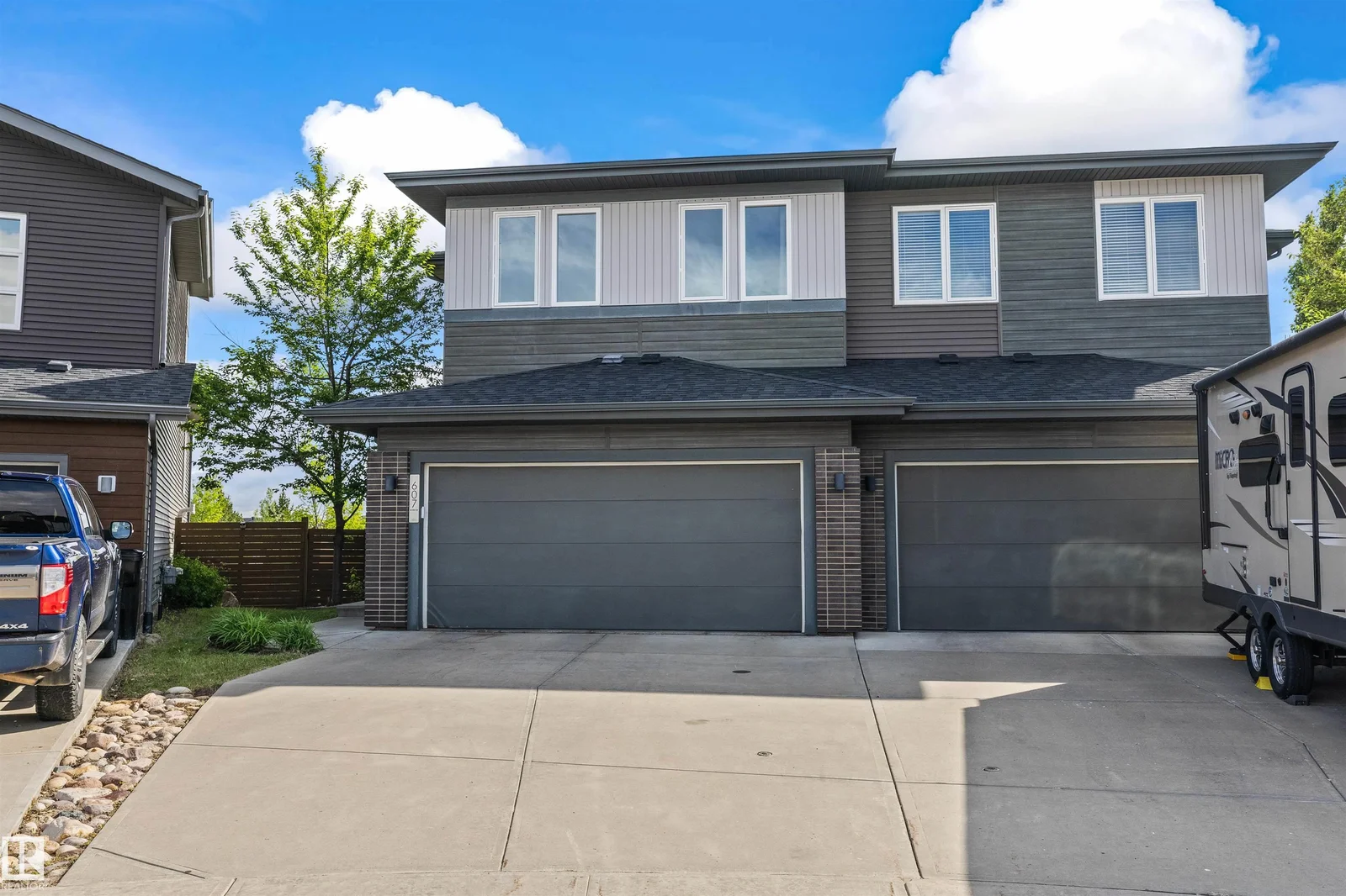 607 40 ST SW, Edmonton - 4 bedroom Duplex for sale