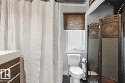Interior photo 2 of 216 2nd Street Norris Beach