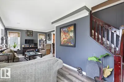 Interior photo 1 of 216 2nd Street Mameo Beach