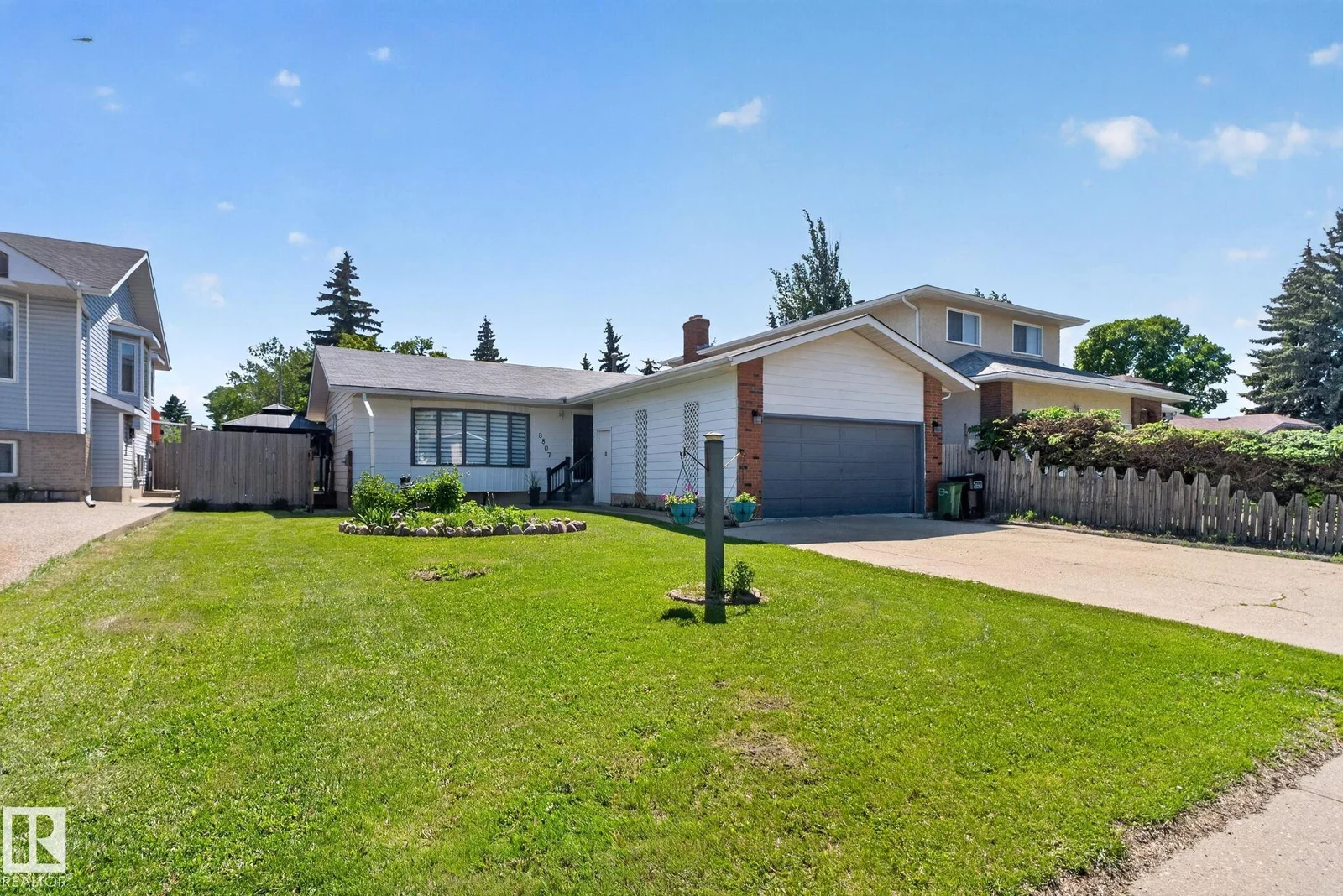 8807 24 AV NW, Edmonton - 4 bedroom Detached Single Family for sale