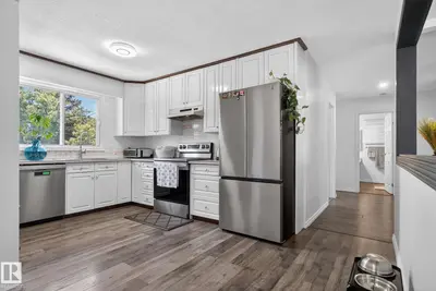 Interior photo 3 of 8807 24 AV NW