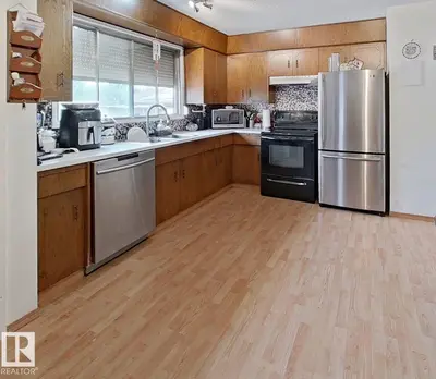 Interior photo 3 of 3718 136a AV NW NW