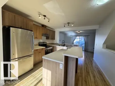 Interior photo 4 of 3751 12 ST NW