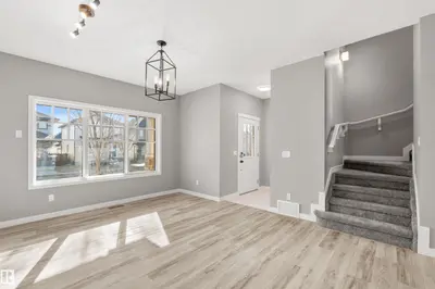 Interior photo 2 of 4016 ALLAN CR SW