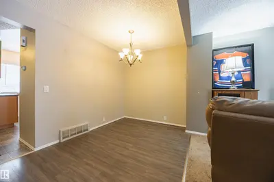 Interior photo 2 of 