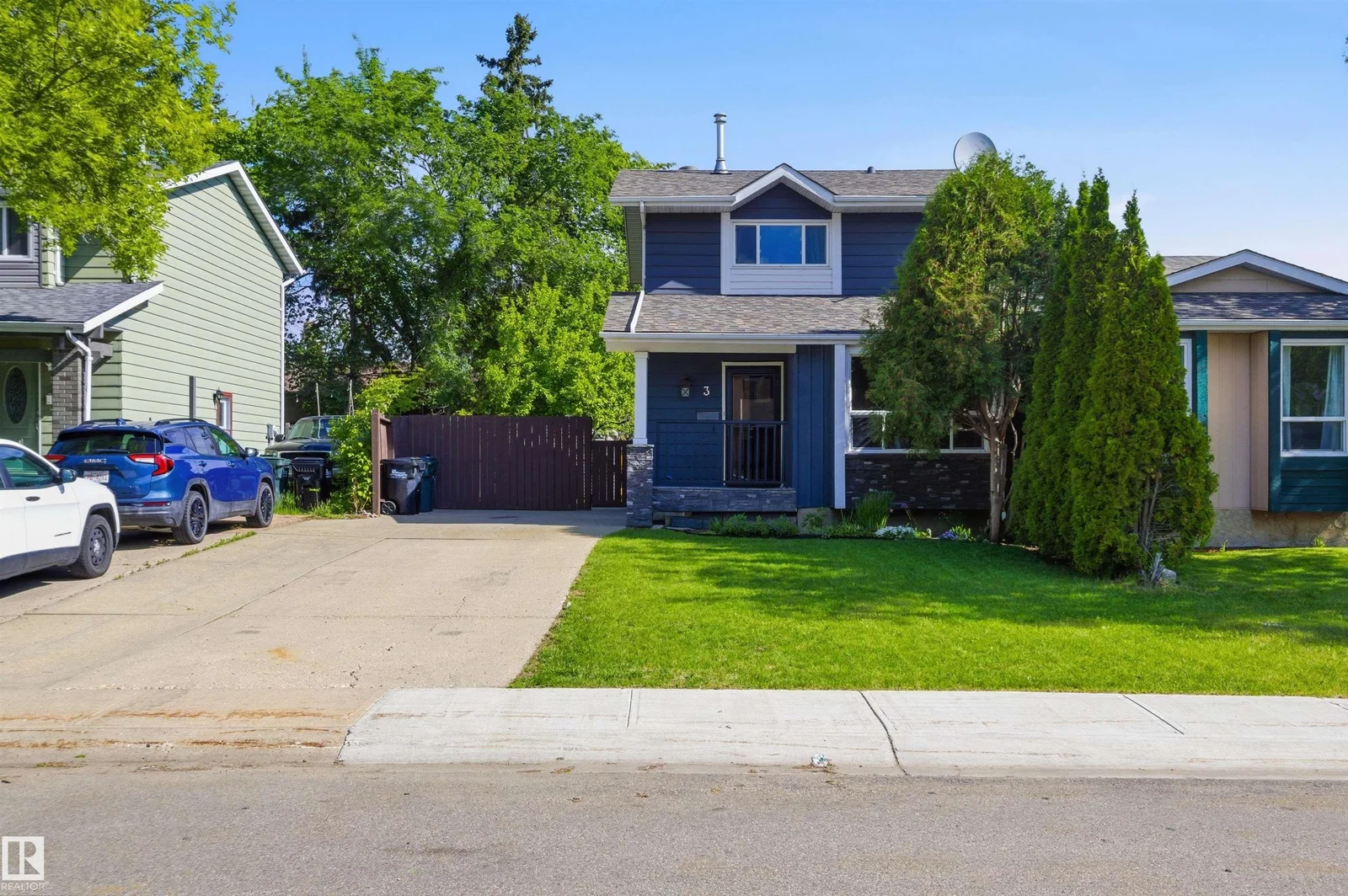 3 WOODBINE CT, Sherwood Park - 3 bedroom Duplex for sale