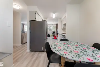 Interior photo 1 of 9 ROYAL RD NW