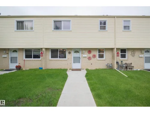 31 Royal RD NW, Edmonton - $319,000