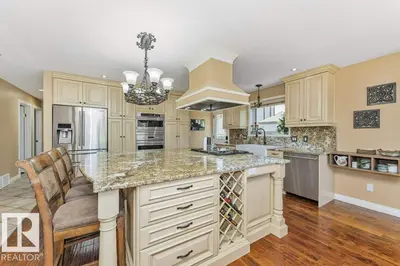 Interior photo 3 of 149 Greenoch CR NW