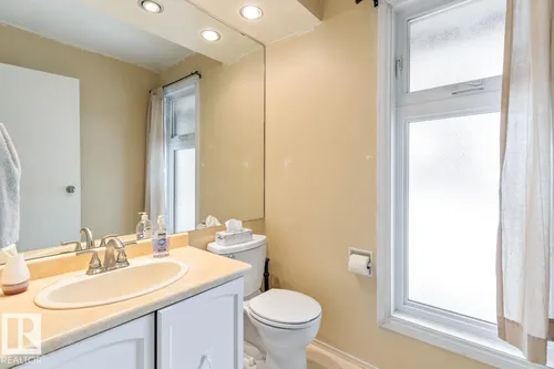 3959 55 ST NW, Edmonton - $445,000