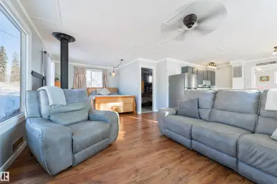 Interior photo 4 of 52309 RGE ROAD 22