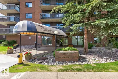 Interior photo 1 of #405 10545 SASKATCHEWAN DR NW