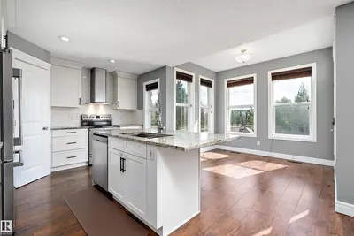 Interior photo 4 of 1103 115 ST SW
