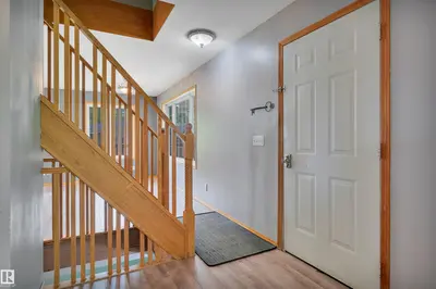 Interior photo 2 of 