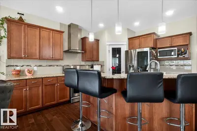 Interior photo 2 of 1411 30 AV NW
