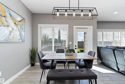 Interior photo 4 of 2072 GRAYDON HILL CR SW