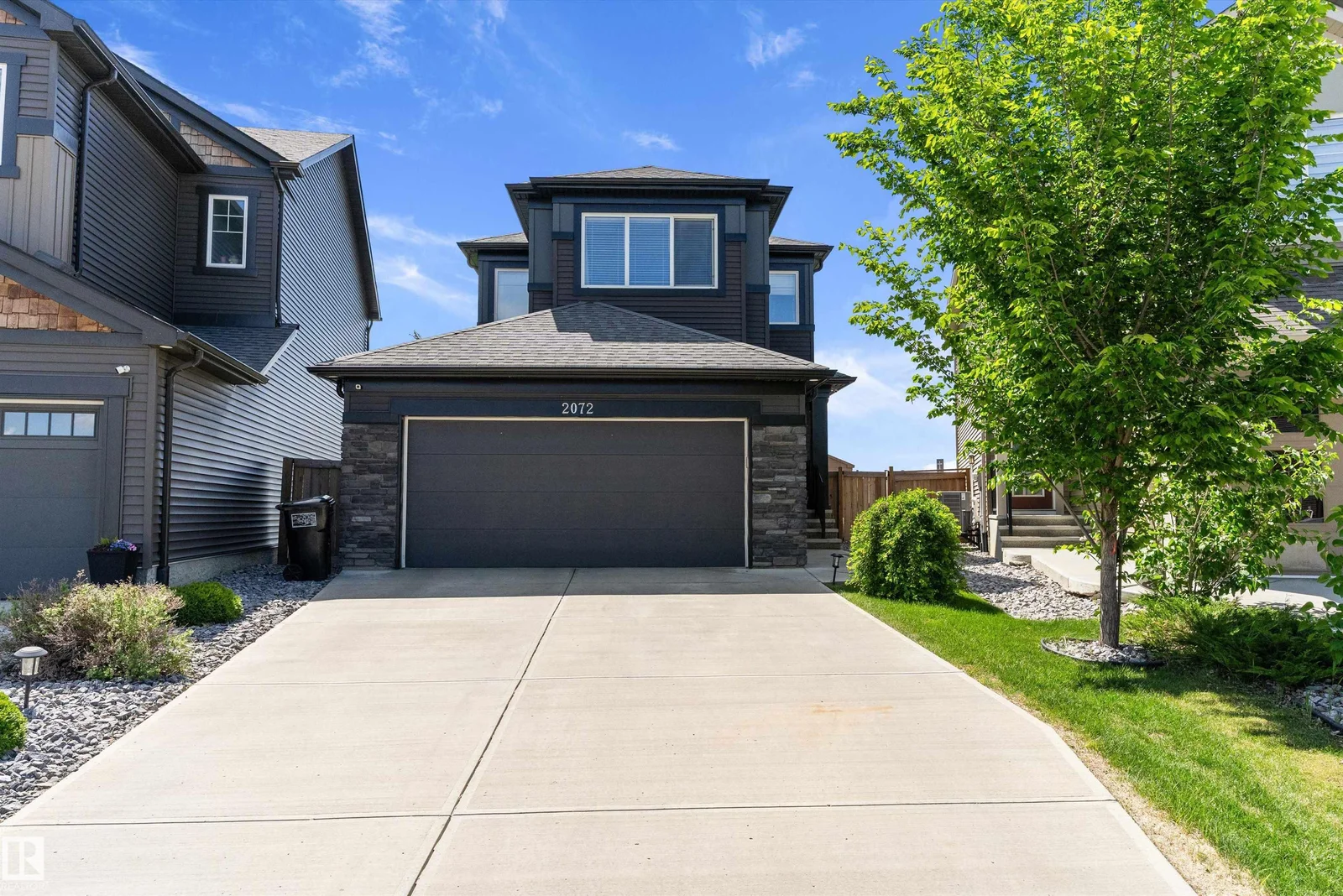 2072 GRAYDON HILL CR SW, Edmonton - 3 bedroom Detached Single Family for sale
