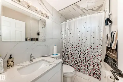 Interior photo 4 of 3843 47 ST NW