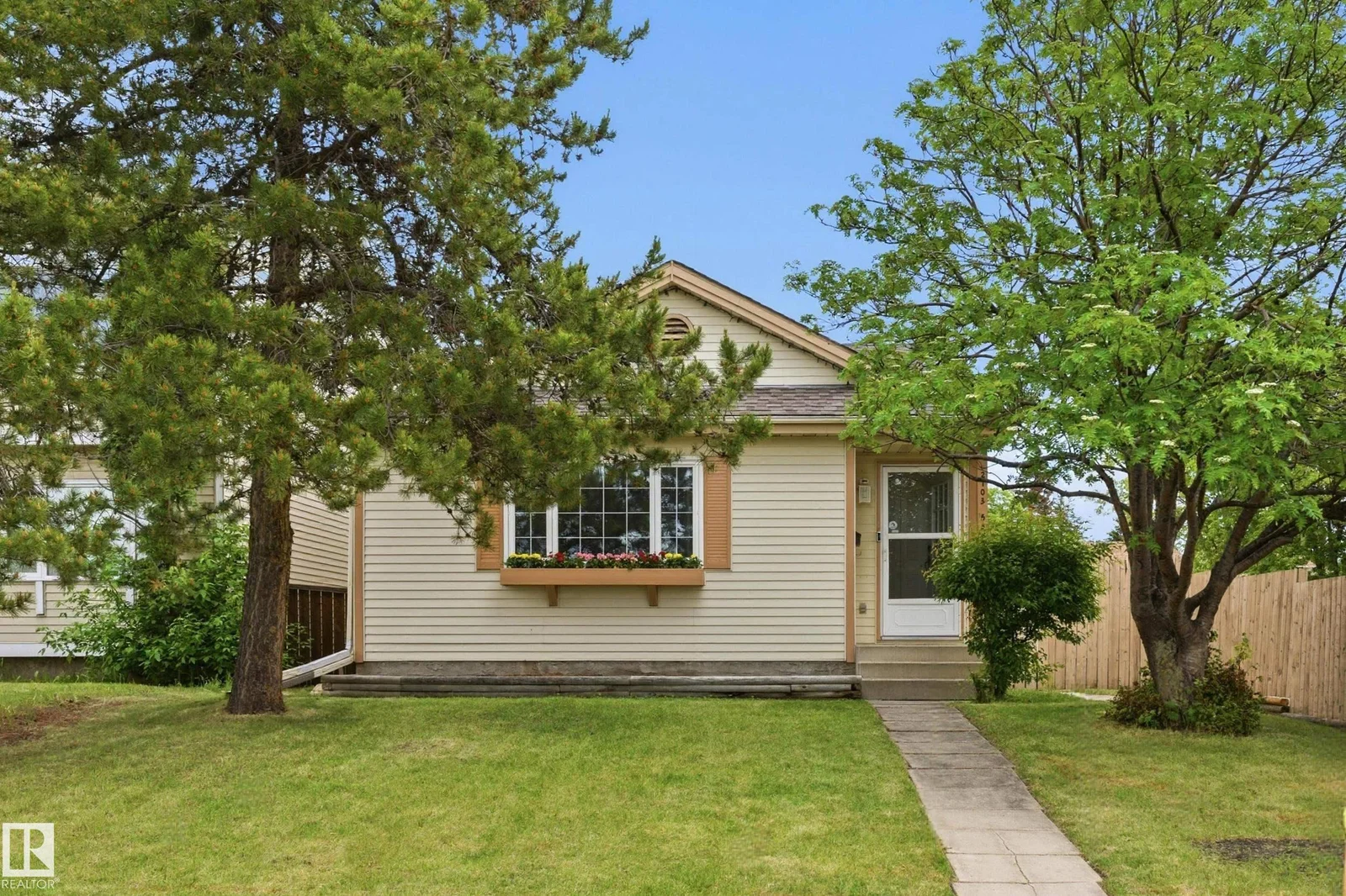 2103 53 ST NW, Edmonton - 4 bedroom Detached Single Family for sale