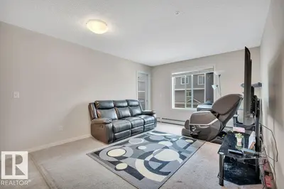 Interior photo 2 of 219 1820 RUTHERFORD RD SW