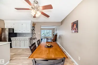 Interior photo 2 of 9813 152 ST NW