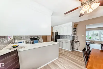 Interior photo 4 of 9813 152 ST NW