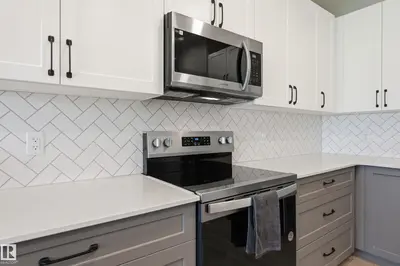 Interior photo 3 of #27 11 DALTON LI