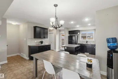 Interior photo 4 of 75 HARVEST RIDGE DR