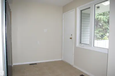 Interior photo 2 of 83 AMBERLY CT NW