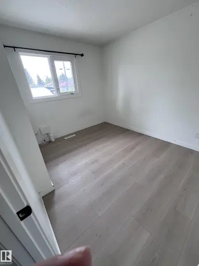 Interior photo 4 of 11911 133 AV NW