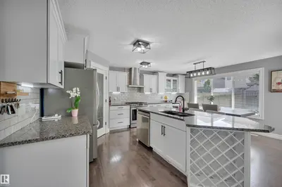 Interior photo 4 of 1100 FOXWOOD CR