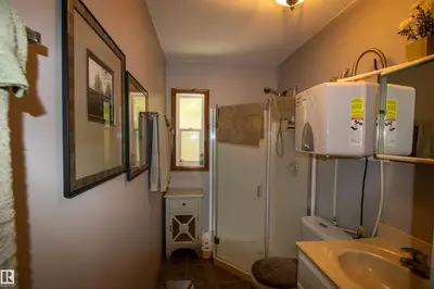 Interior photo 2 of 104 60201 Rng Rd 122