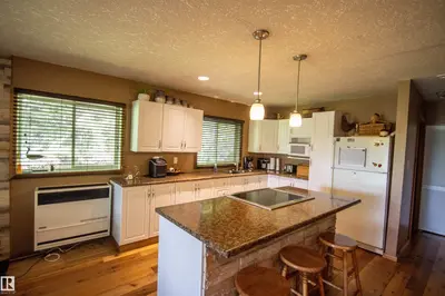 Interior photo 1 of 104 60201 Rng Rd 122